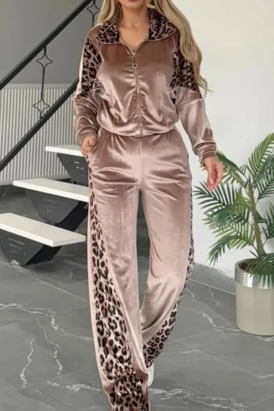 Women's Leopard Velvet Casual Fashion Sportswear Set