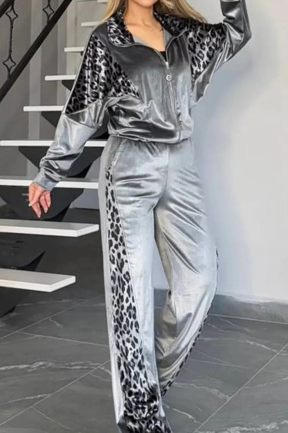 Women's Leopard Velvet Casual Fashion Sportswear Set