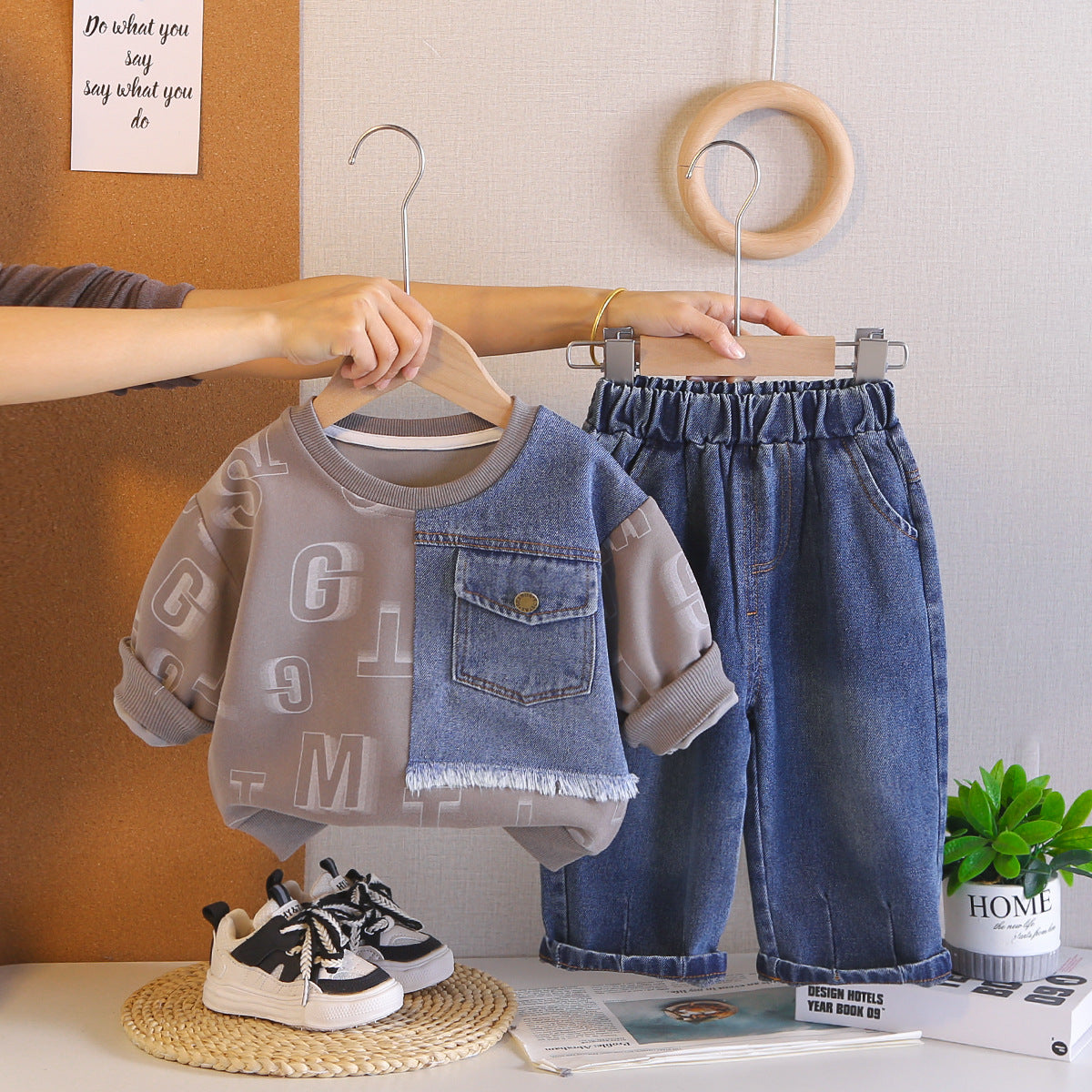 Spring and Autumn Round Neck Hoodie
